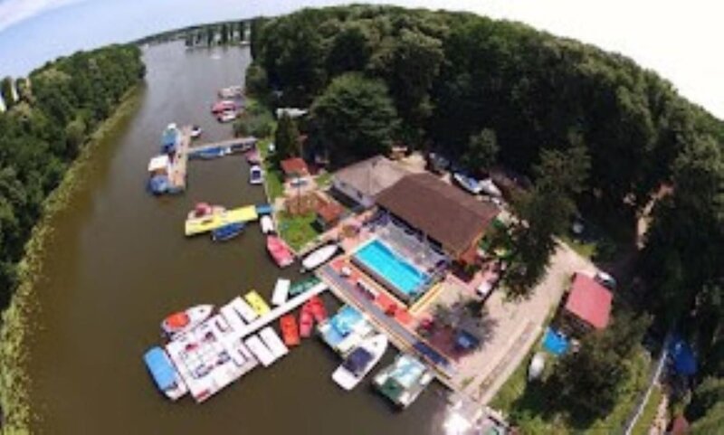 Ilfov Proprietate unica Lacul Snagov 4390 mp cu deschidere de 70 ml la lac